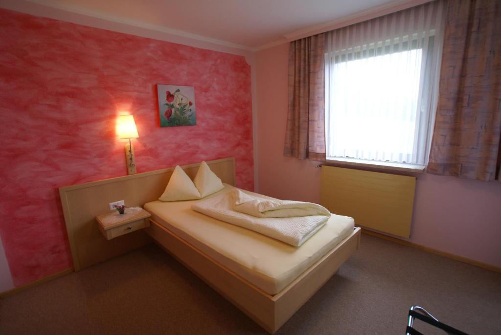 Gasthof Hotel Zur Post Ferlach Eksteriør bilde